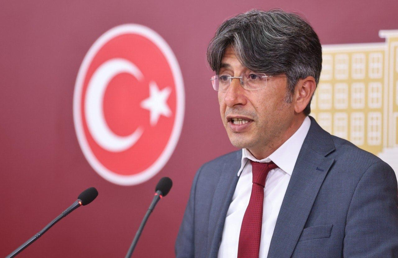 Ali Bozan’dan Cemevi Başkanlığı’na: Apaziz etkinliğinden elinizi çekin-VİDEO